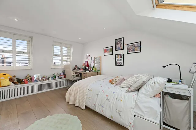 Photo 3 — Cardross Street, London, W6 0DP