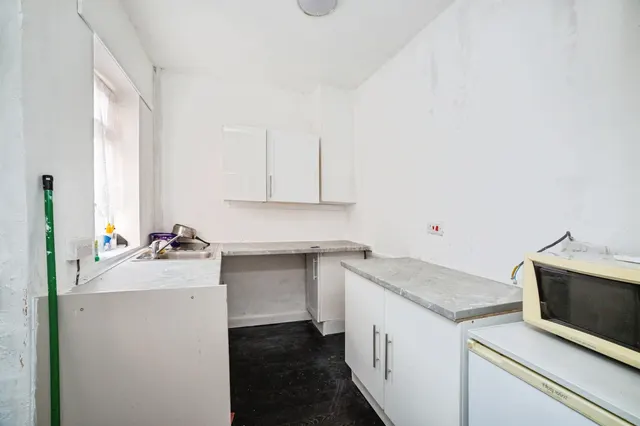 Beever Street, Goldthorpe, S63, photo 2