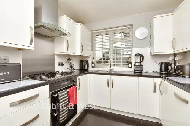 Thicket Road, Sutton, SM1, photo 2