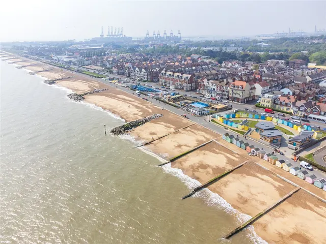 Sea Road, Felixstowe, IP11, photo 2