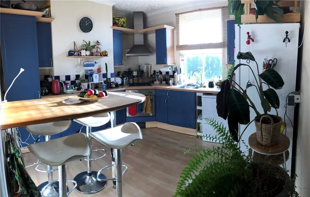 Photo 2 — Lindum Avenue, Lincoln, Lincolnshire, LN2