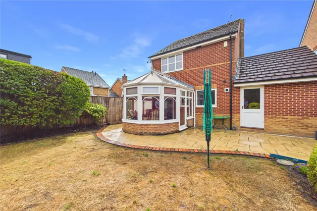 Century Drive, Spencers Wood, RG7, photo 3