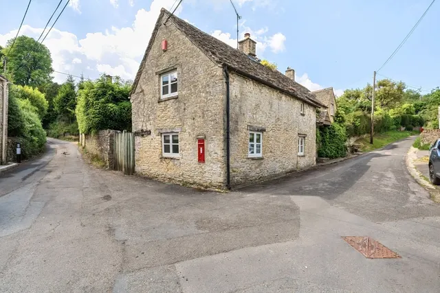 Queen Street, Cheltenham, GL54, photo 1