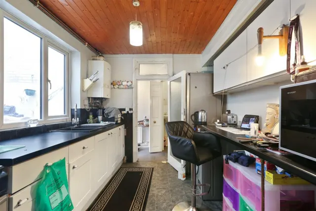 Merredene Street, London, SW2, photo 2