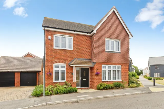 Horseshoe Way, Ash, CANTERBURY, photo 1