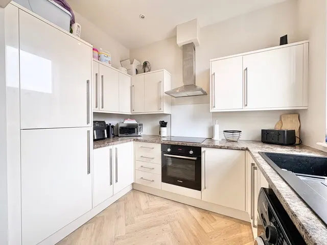 Newport Road, Milton Keynes, MK13, photo 3