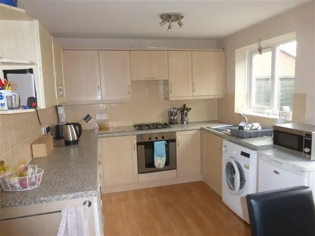 Aintree Drive, Rushden, NN10, photo 2