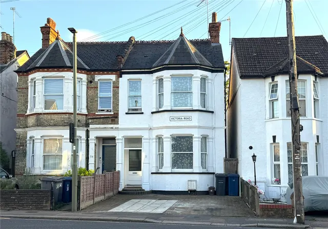 Victoria Road, Barnet, EN4, photo 1