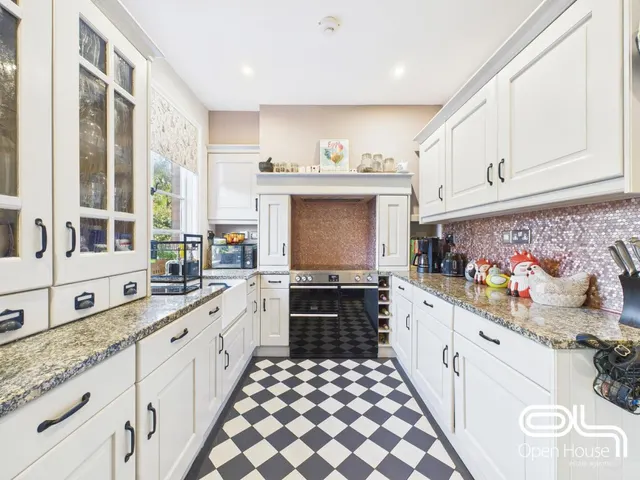 Martlin Lane, Colton, WS15, photo 2