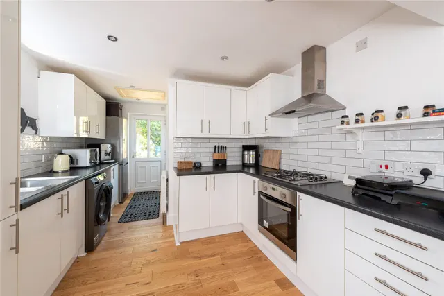 Cosgrove Road, Old Stratford, MK19, photo 2