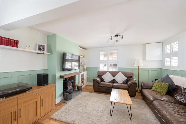 Cosgrove Road, Old Stratford, MK19, photo 1