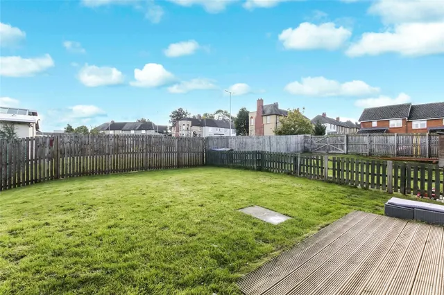 Margaret Gardens, Hamilton, ML3, photo 2
