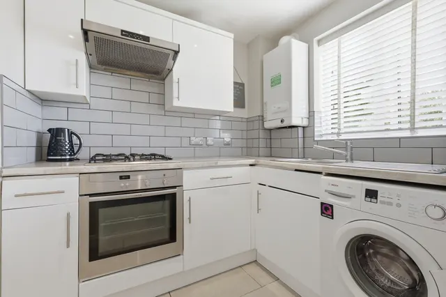 Peregrin Road, Waltham Abbey, EN9, photo 2