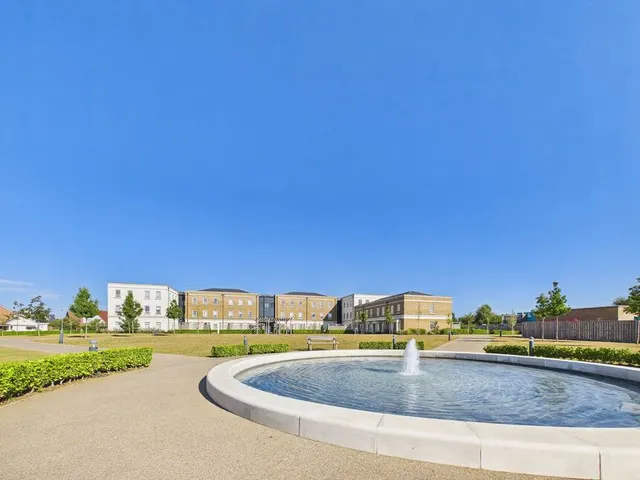 Terlingham Gardens, Hawkinge, CT18, photo 1
