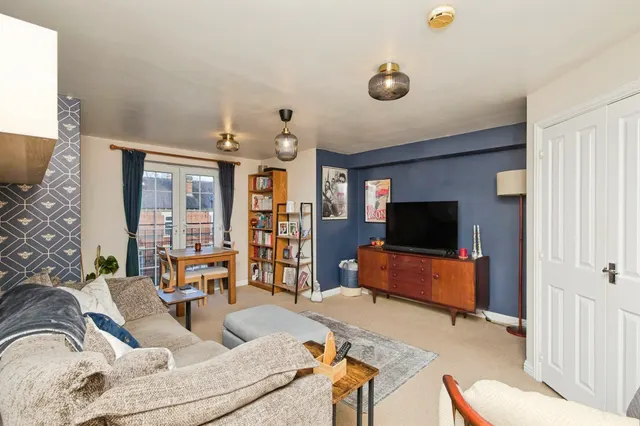 Magnus Court, Chester Green, DE21, photo 3