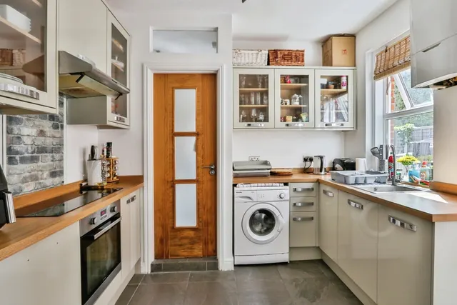 Sedgley Road, Bournemouth, BH9, photo 3