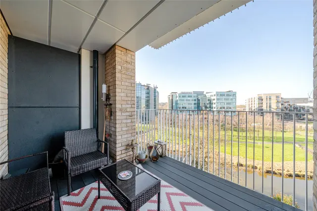 Lakeside Drive, Park Royal, NW10, photo 3