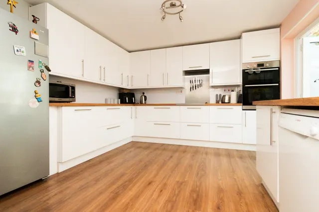 Lynsted Close, Ashford, TN23, photo 3