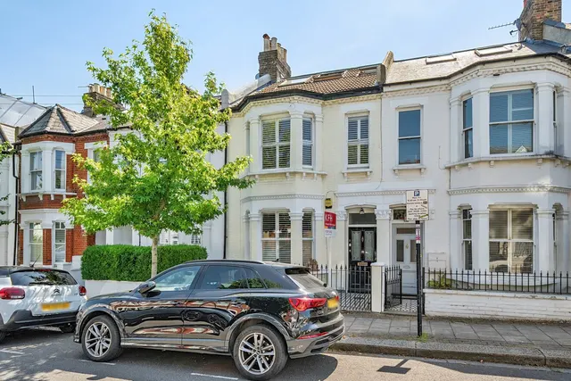 Cathles Road, Balham, London, SW12, photo 1