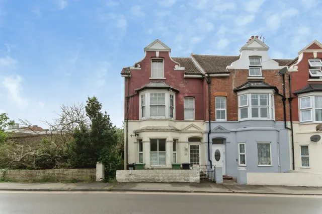 Holliers Hill, Bexhill-On-Sea, photo 1