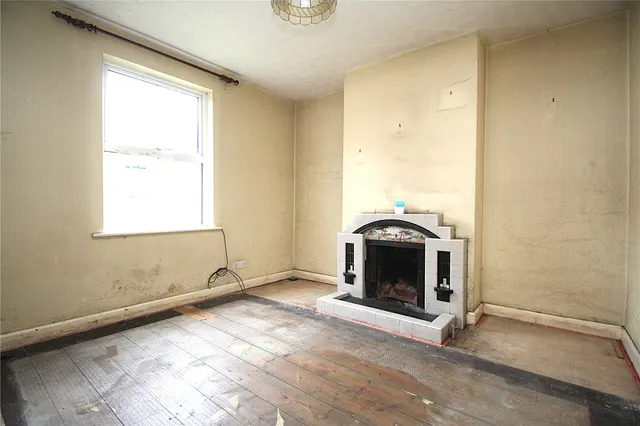 Ackender Road, Alton, GU34, photo 2
