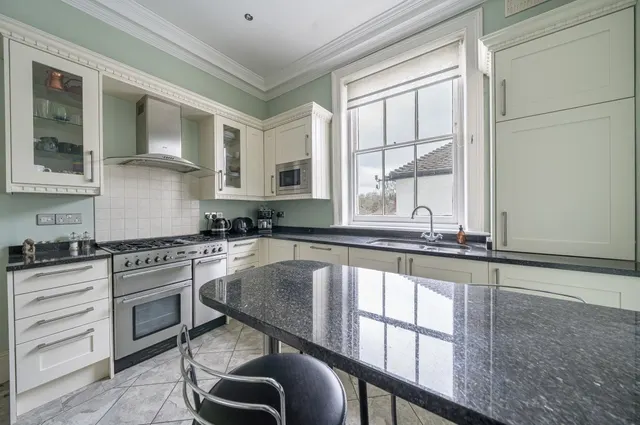 Photo 2 — The Glebe, London, SE3