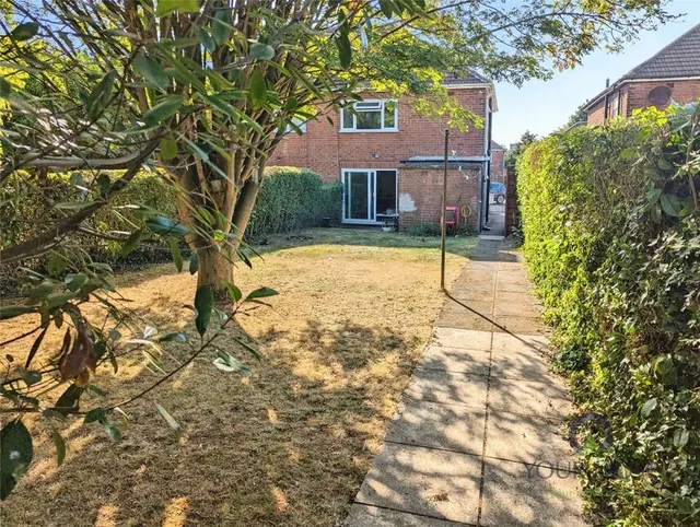 Oak Street, Kirkby-in-Ashfield, NG17, photo 2