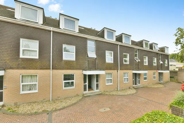 Stopford Place, Plymouth, photo 1