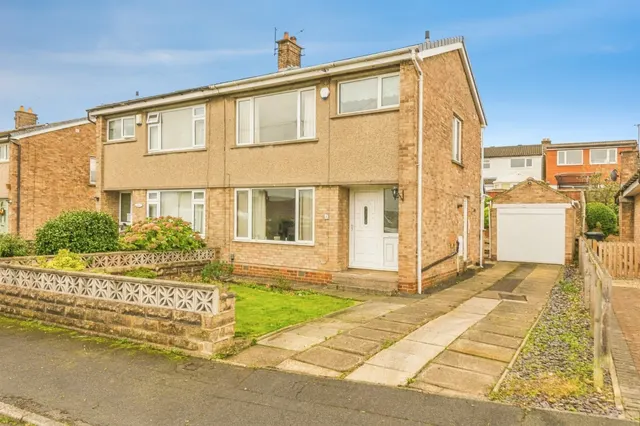 Danebury Road, Brighouse, HD6, photo 1