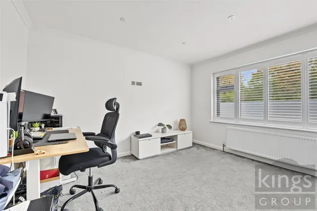 St. Leonards Road, Nazeing, photo 2