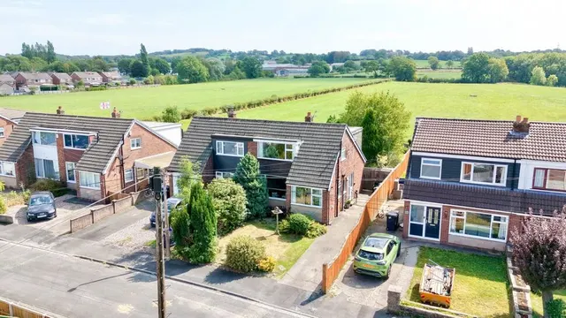 Hayfield Avenue, Hoghton, Lancashire, PR5, photo 1