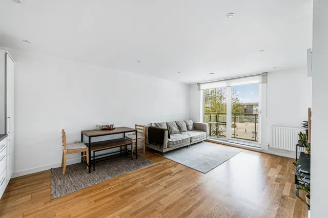 Photo 2 — Burgoyne House, Brentford, TW8 0GB