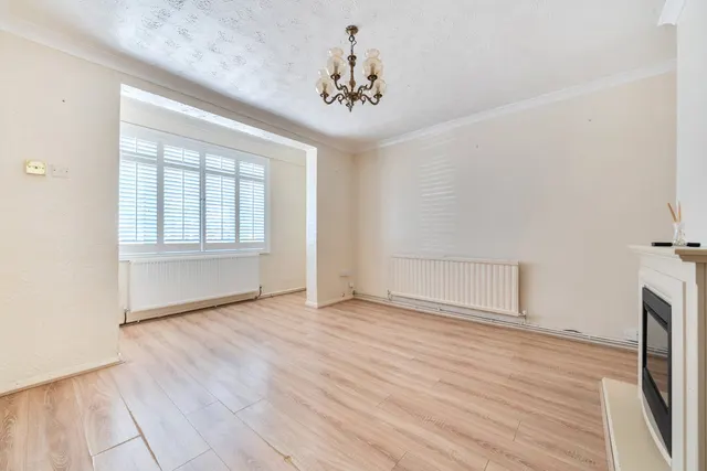 Muirfield Close, Watford Fees Apply, WD19, photo 1