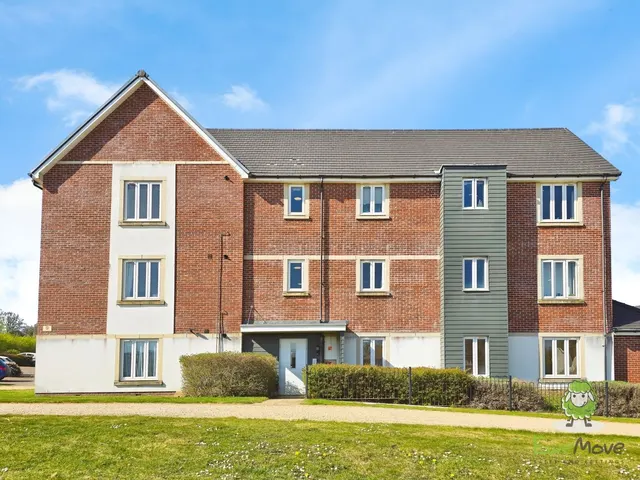 St. Catherine Road, Basingstoke, RG24, photo 1