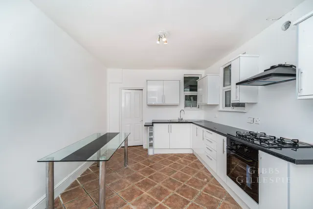 4 bedroom house, Bellclose Road, West Drayton Fees Apply, UB7