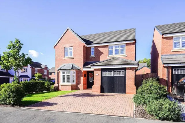 Butterfly Place, Edwinstowe, NG21, photo 1