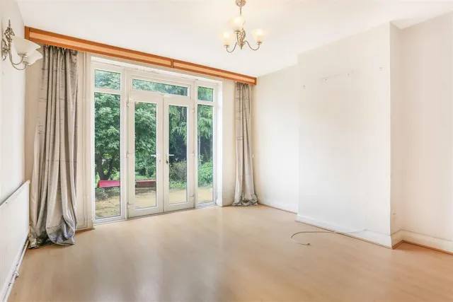 Photo 3 — Farley Road, Selsdon, South Croydon, CR2 7NN