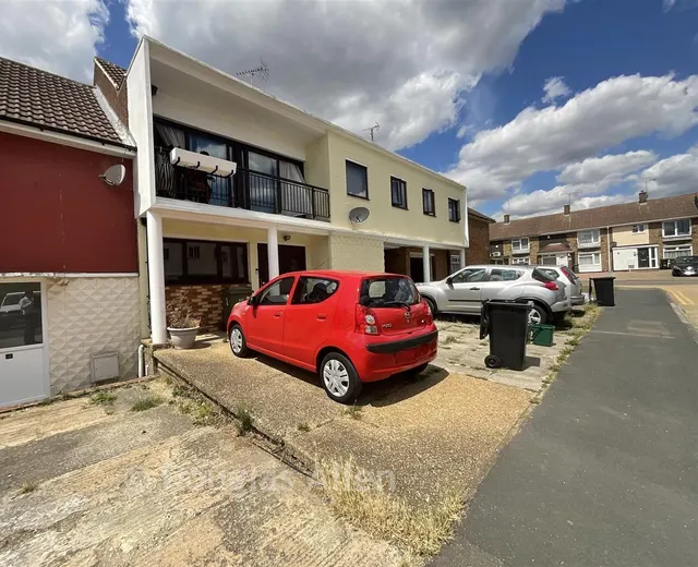 Rayside, Basildon, SS14