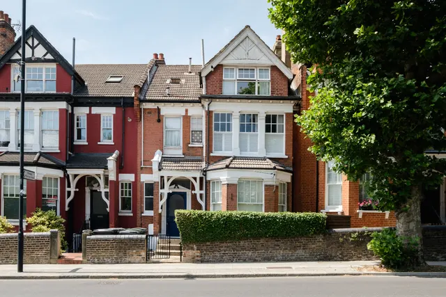 Muswell Hill Road, London, N10, photo 1