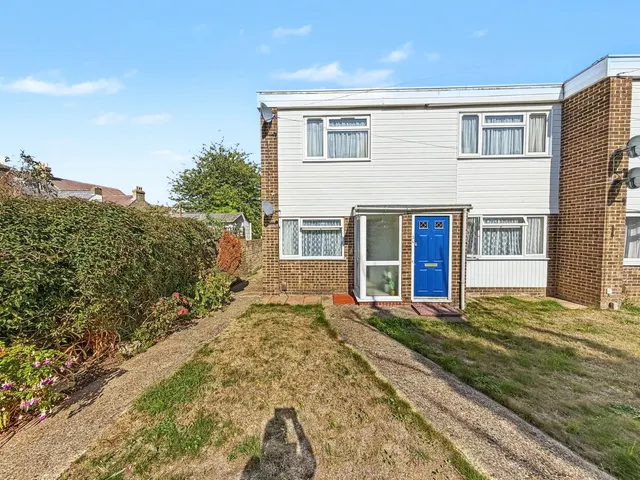 Maplins Close, Rainham, ME8, photo 1