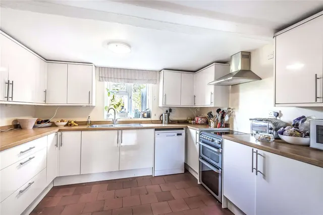 Wootton St. Lawrence, Basingstoke, RG23, photo 3