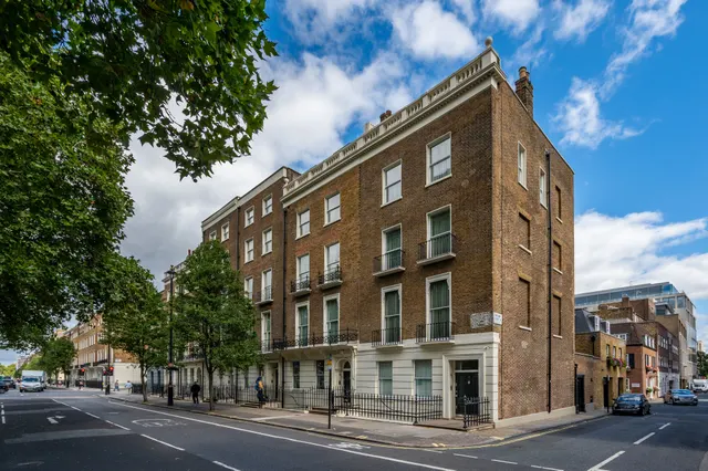 12 Gloucester Place, London, photo 1