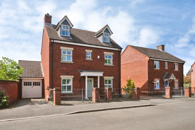 Agincourt Road, Lichfield, WS14, photo 1