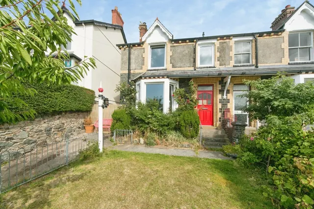 Fron Crescent, Llanfairfechan, LL33, photo 2