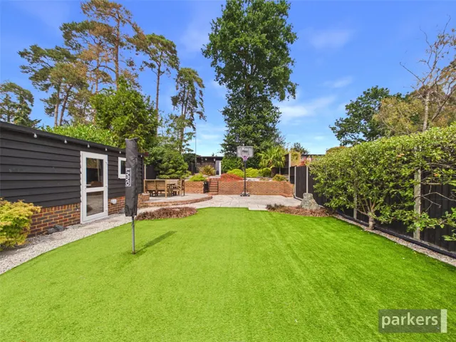 Antrim Road, Woodley, RG5, photo 2