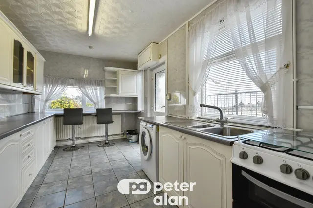 Fifth Avenue, Merthyr Tydfil, CF47, photo 3