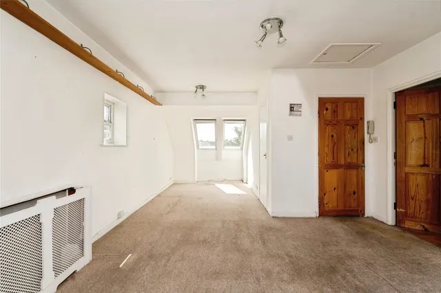 Cambridge Road, Kingston upon Thames, KT1, photo 2
