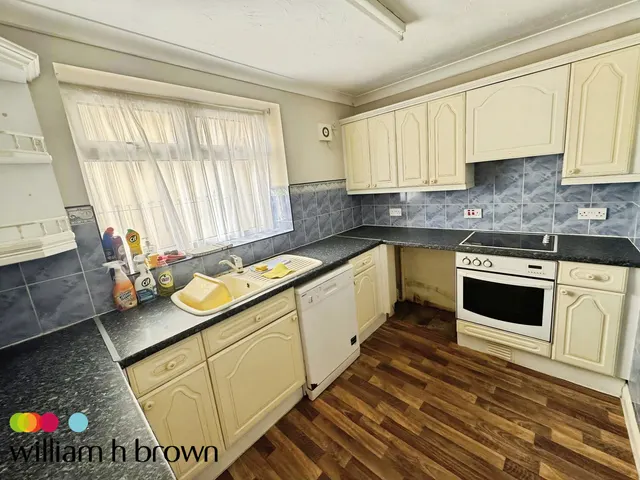 Marine Parade East, Clacton-On-Sea, CO15, photo 3