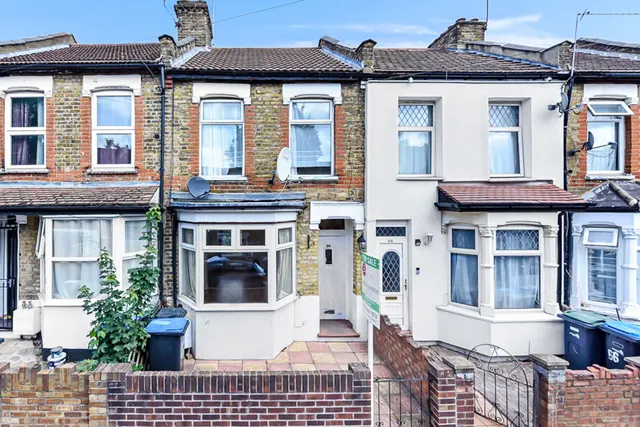 64 Lowden Road, Edmonton, London, N9 8RN, photo 1