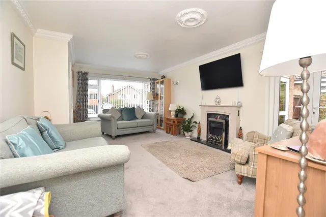 Arthursdale Grange, Scholes, LS15, photo 2